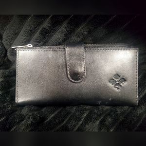 Patricia Nash Veg Leather Wallet